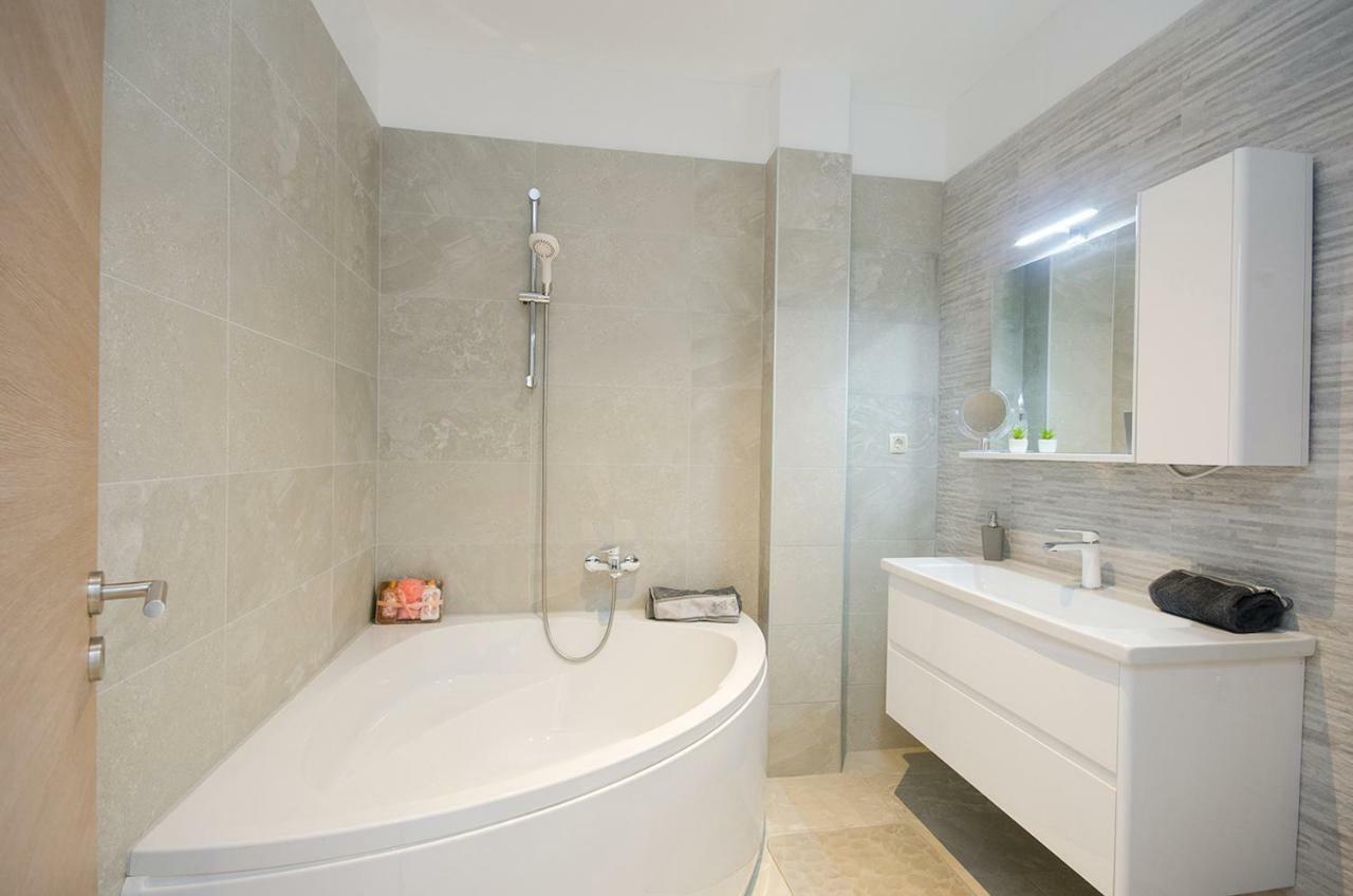 Apartman Korina Sukošan Екстериор снимка